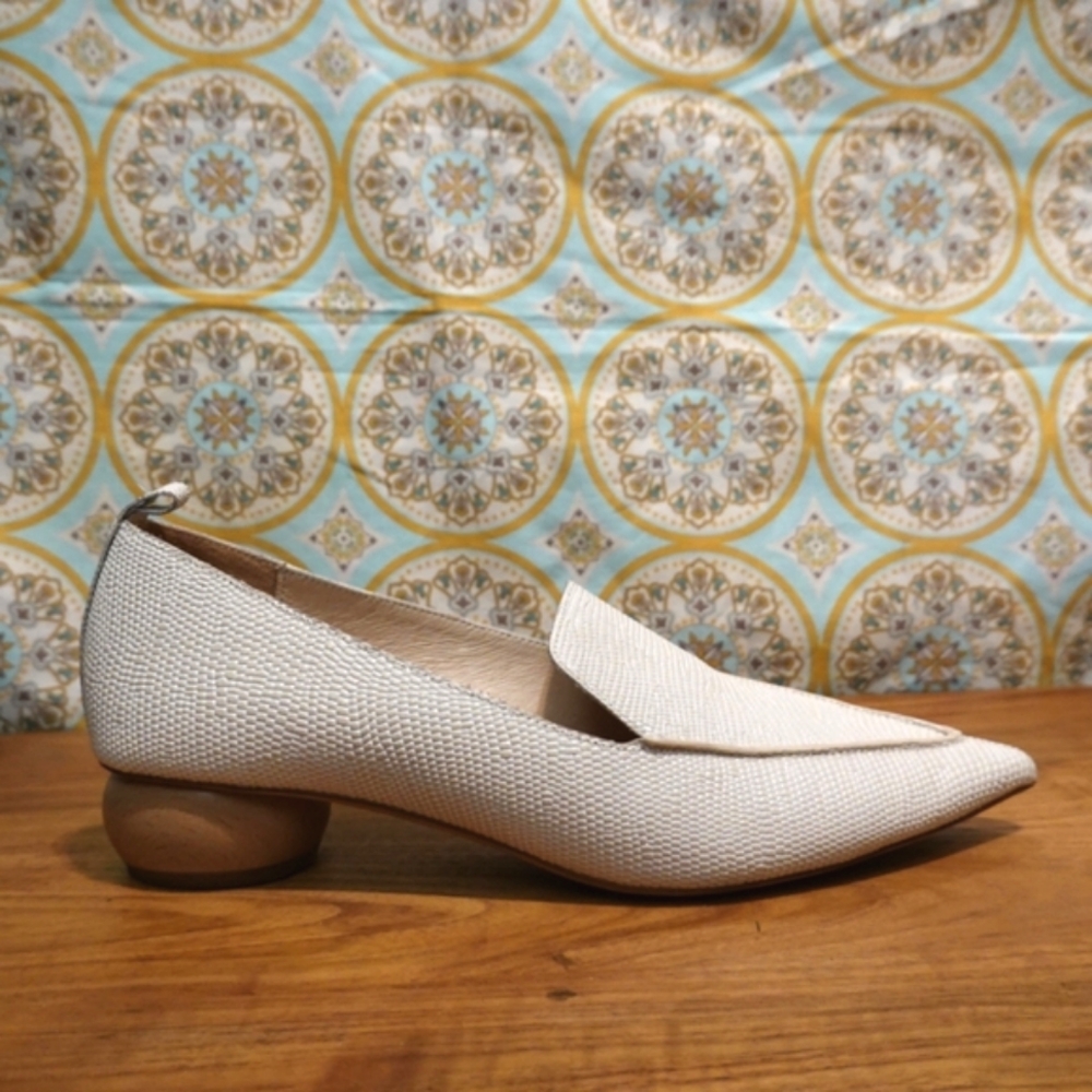 JEFFREY CAMPBELL Viona White Textured Low Round Wood Heeled Loafer w/Pointed Toe